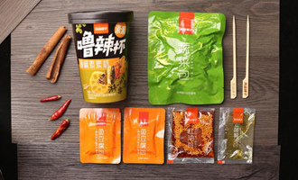 “嚕辣杯”世界杯期間“C位出道”，良品鋪?zhàn)尤绾谓璐驣P玩轉(zhuǎn)新零售？